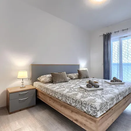 Milankovic-2 By Interhome Vrsar